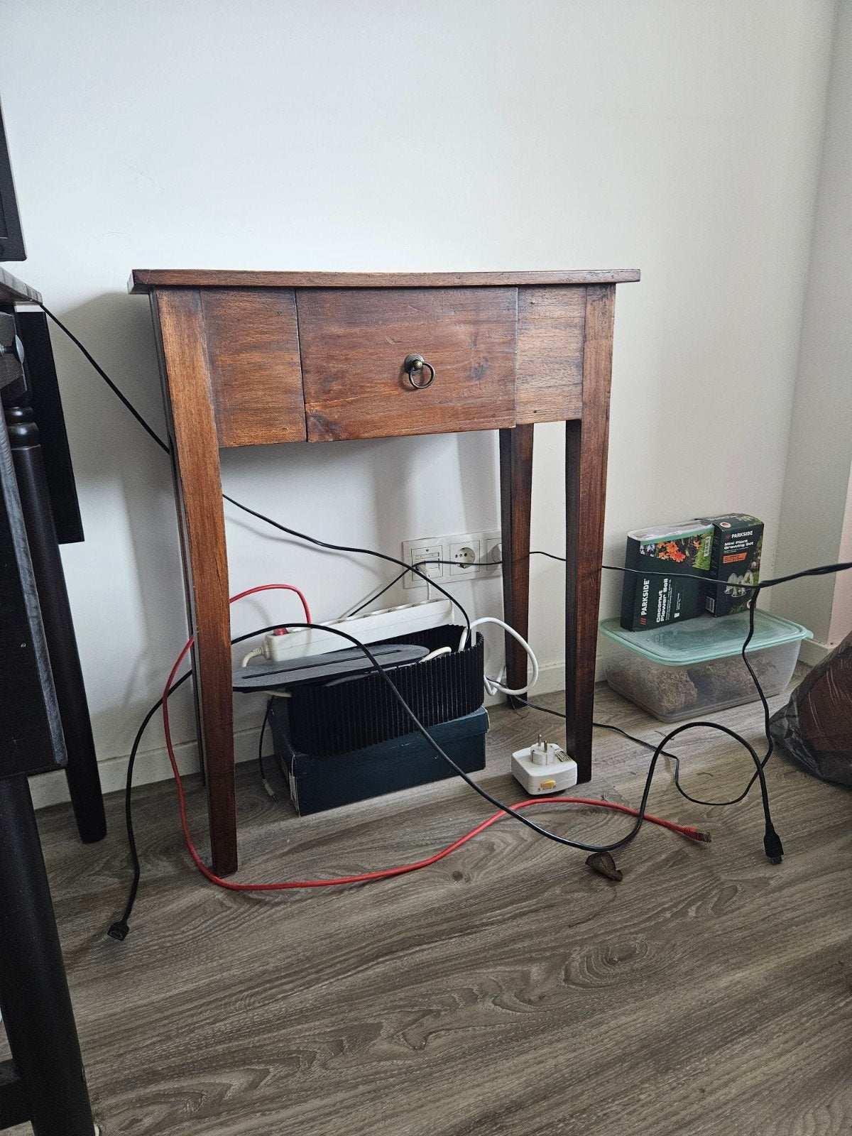 Houten bijzettafel met lade - 74x60x29,5 cm, Ophalen, Gebruikt, Klassiek, 55 tot 75 cm
