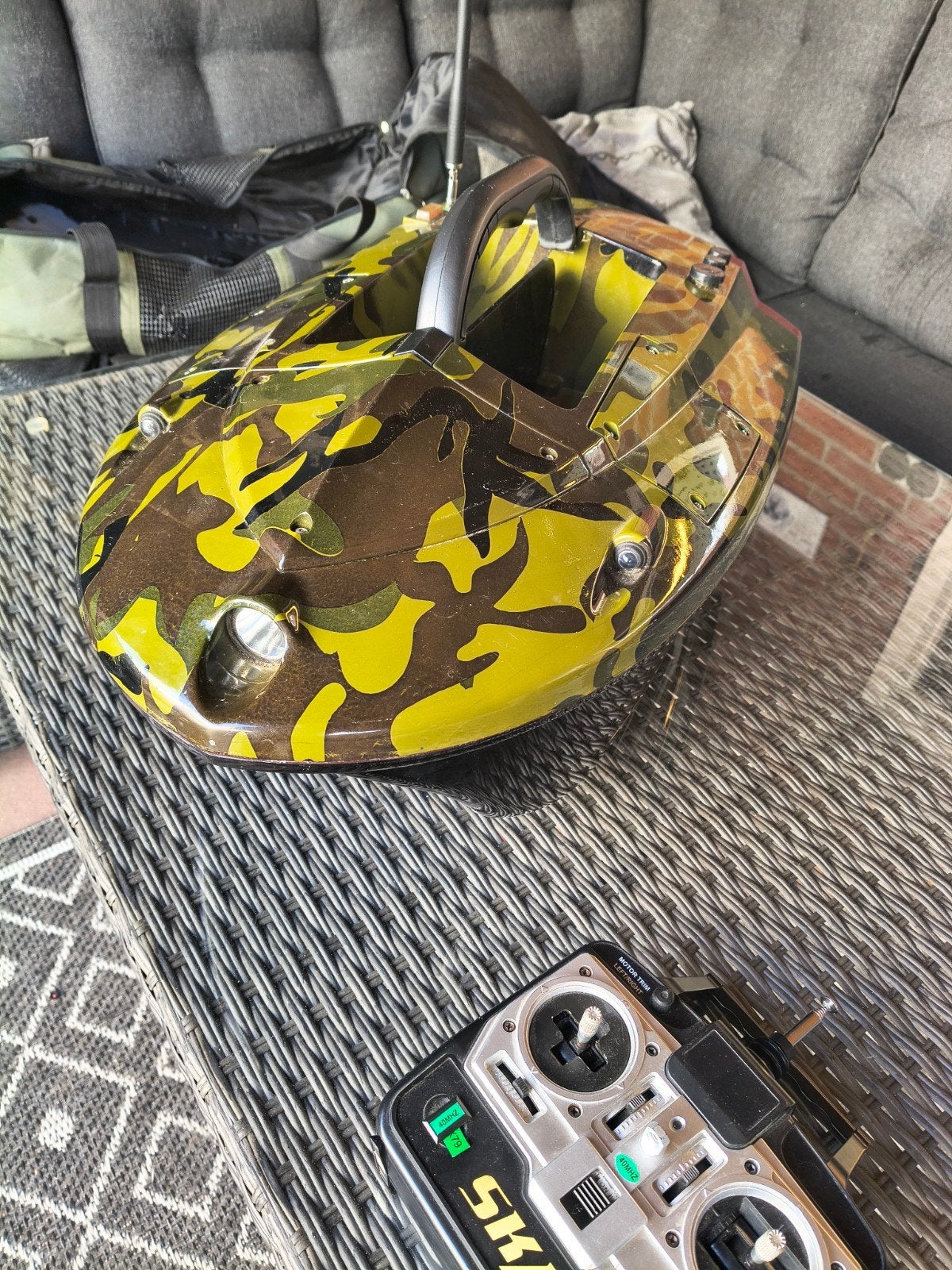 Skarp Voerboot Camouflage met Afstandsbediening, Watersport en Boten, Ophalen of Verzenden, Gebruikt, Overige typen
