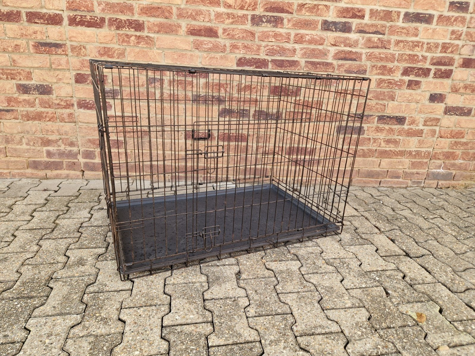 Hondenbench met 2 deuren (70x107x77cm), Dieren en Toebehoren, Ophalen, Gebruikt
