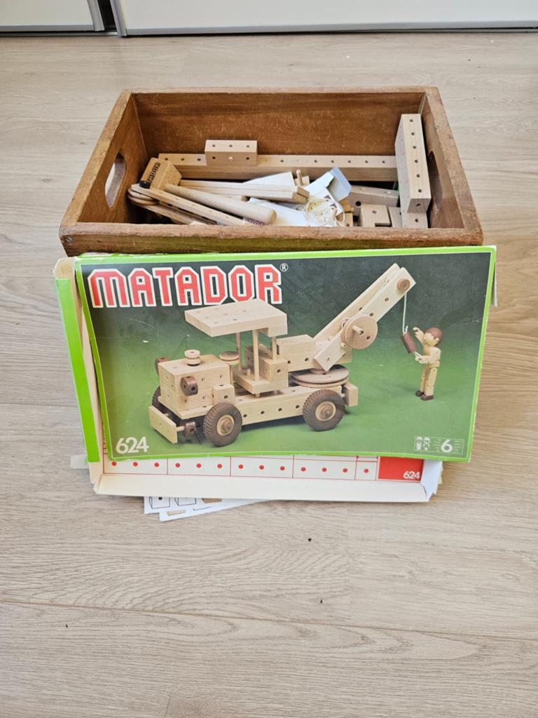 Houten kist matador, Ophalen, Gebruikt