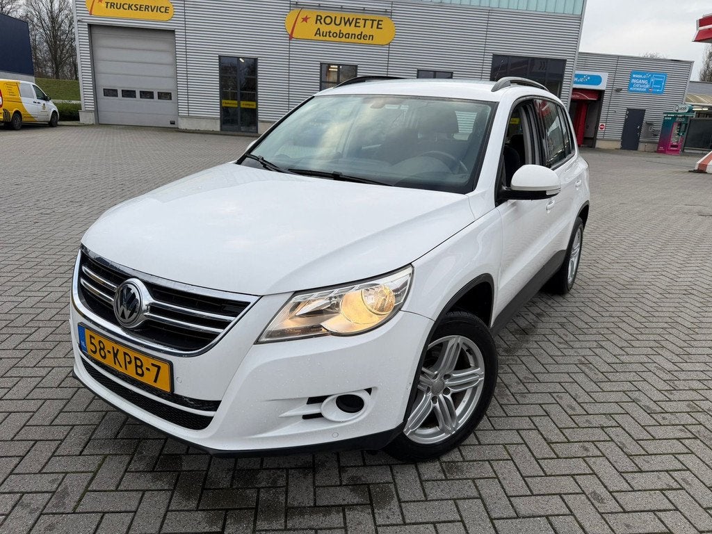 Volkswagen Tiguan 1.4 TSI Comfort&Design APK TREKHAAK AIRCO, Auto's, Voorwielaandrijving, Euro 5, 15 km/l, 4 cilinders
