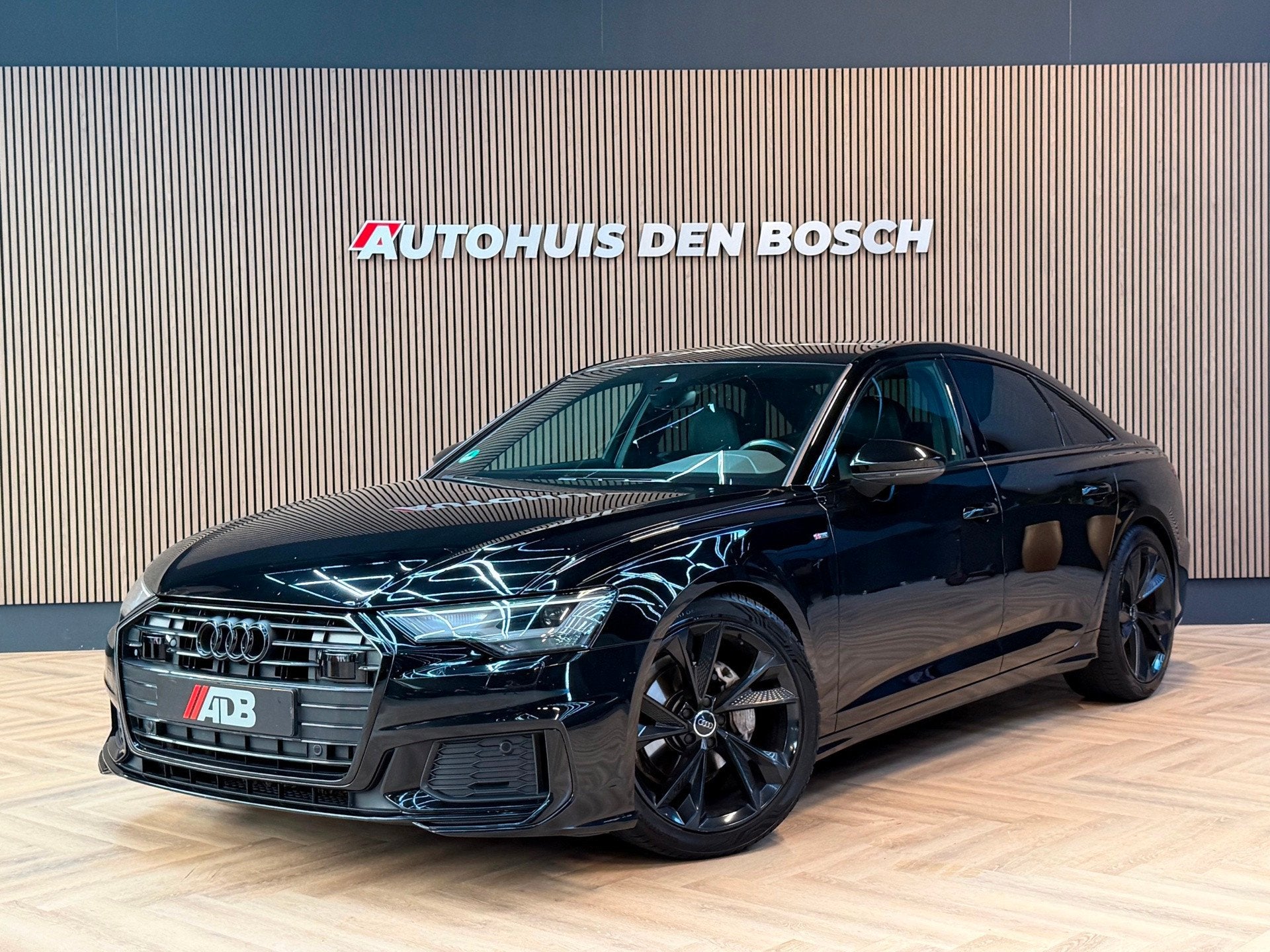 Audi A6 Limousine 40 TDI Quattro 3x S Line - ACC -Ambiance, Automaat, Gebruikt, 4 cilinders, 2000 kg
