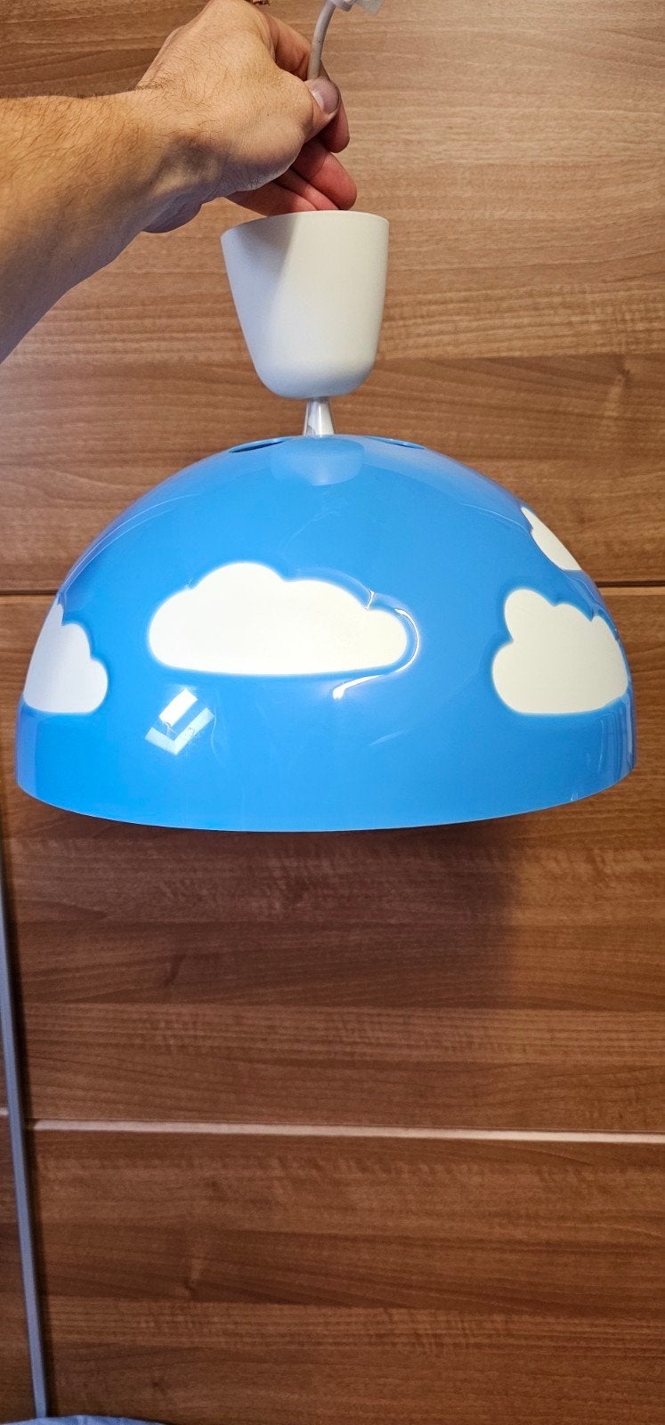 Blauwe kinderlamp met wolkjes - perfect voor kinderkamer, Ophalen of Verzenden, Gebruikt, Kunststof, Blauw