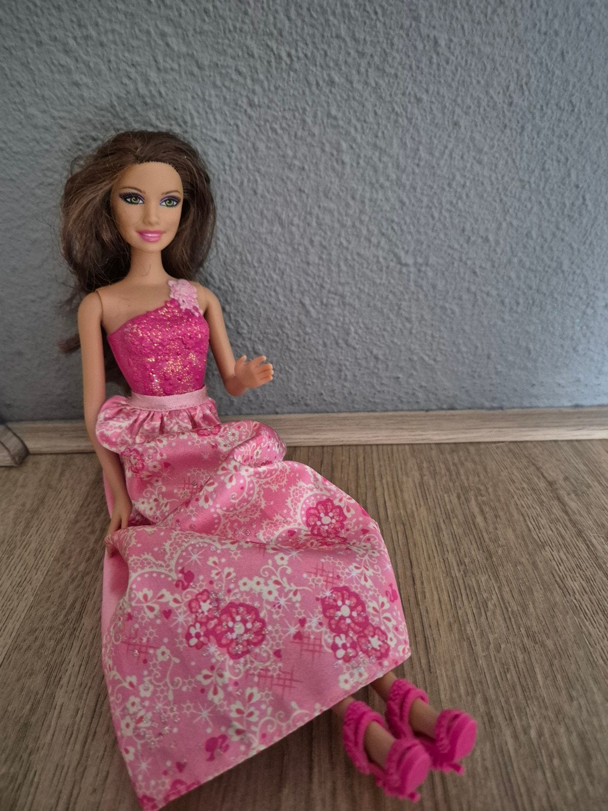 Barbie pop in roze avondjurk, Ophalen of Verzenden, Gebruikt, Barbie