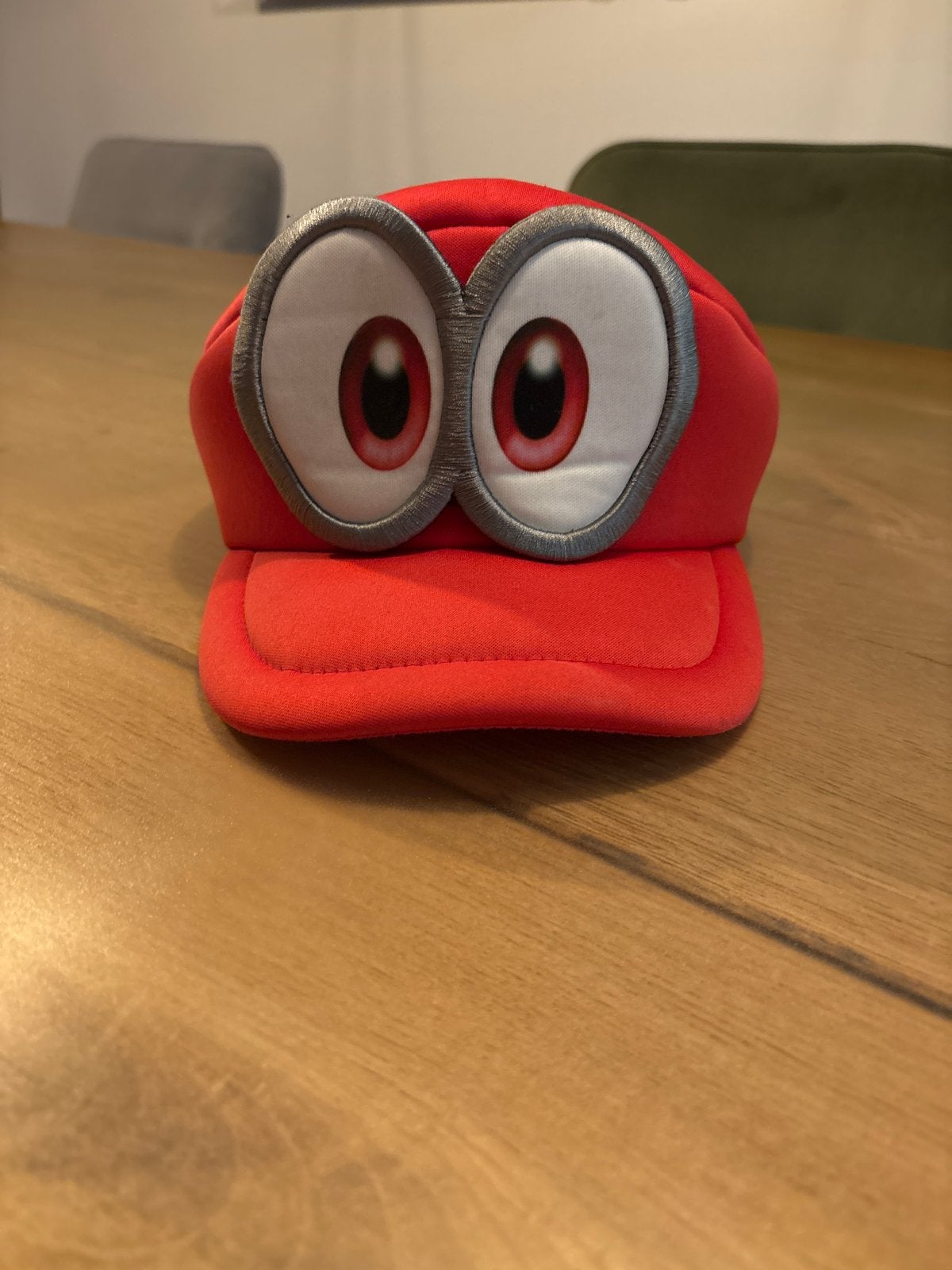 Super Mario Odyssey Cappy pet - Zo goed als nieuw, Kleding | Heren, Ophalen of Verzenden, Zo goed als nieuw