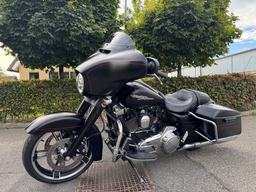 Harley-davidson street glide special Streetglide 5HD, Motoren, Motoren | Harley-Davidson, Bedrijf, Overig, Customerservice@harley-davidson.com