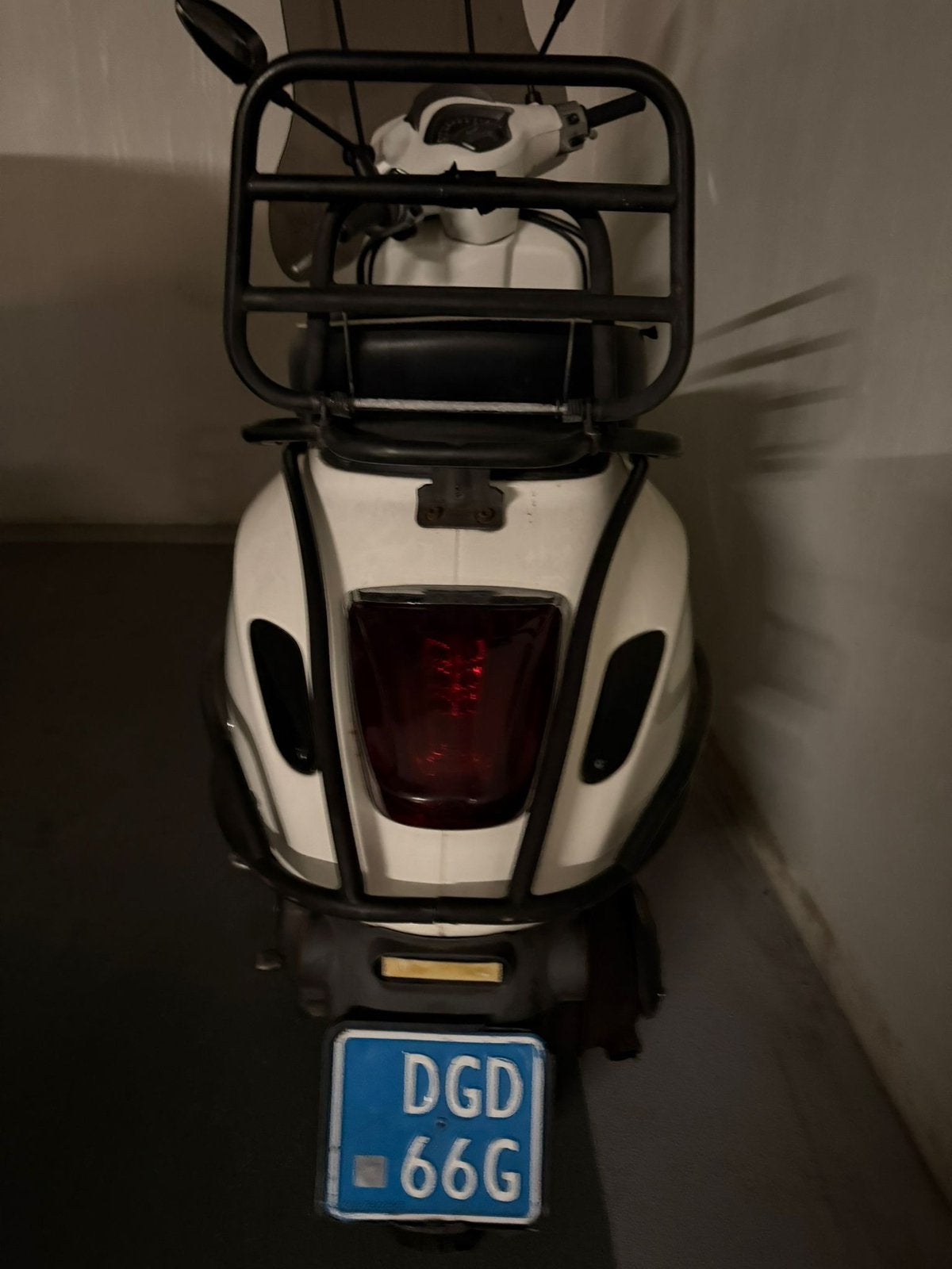 Vespa sprint alleen te ruil!!!, Ophalen, Zo goed als nieuw, Benzine