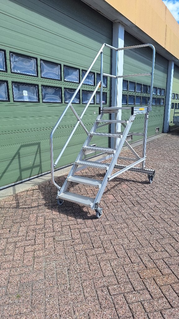 Bordestrap boottrap bordeshoogte Zarges 151 cm, Ophalen, Gebruikt, Trap, Industriepark 2a 9351PA Leek
