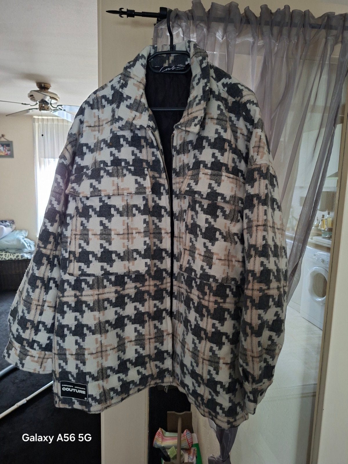 Dames jas nieuw, Kleding | Dames, Jassen | Winter, Ophalen of Verzenden, Nieuw, Maat 46/48 (XL) of groter, Zwart