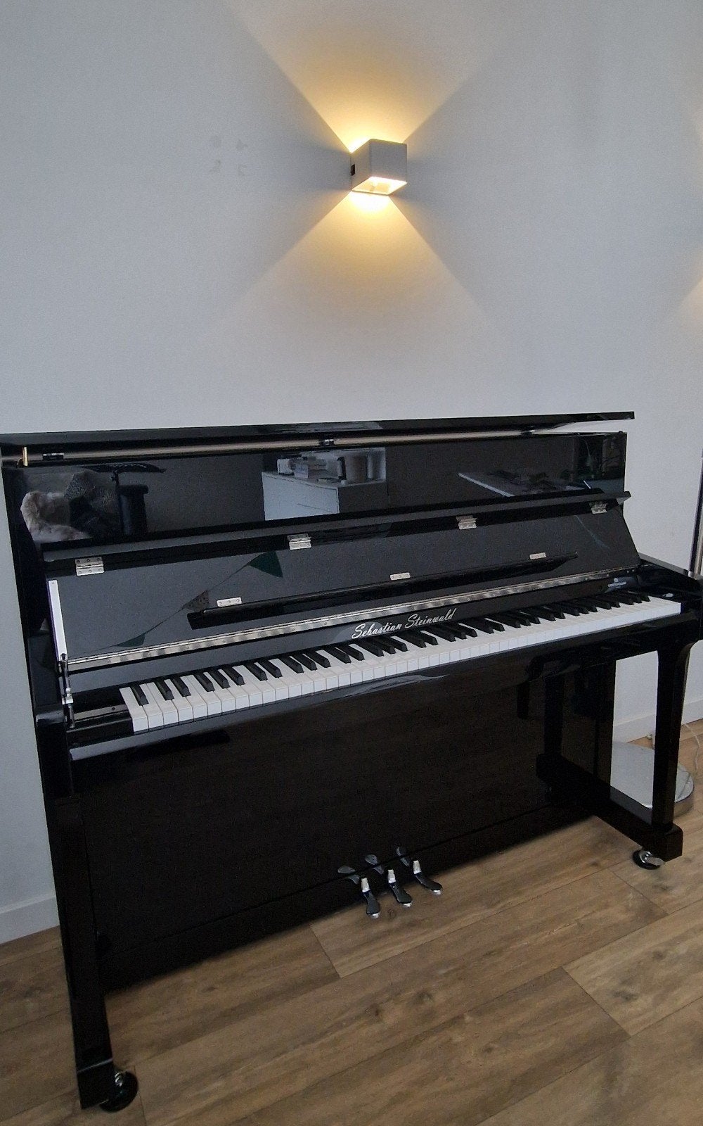 Sebastian Steinwald 110 (hele klep), Ophalen, Zo goed als nieuw, Zwart, Piano
