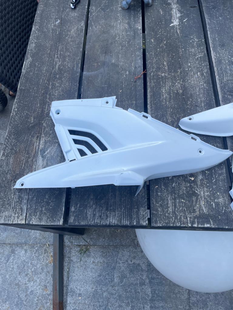Yamaha Aerox zijkappen - Gebruikt, Ophalen of Verzenden, Gebruikt, Kap, Yamaha