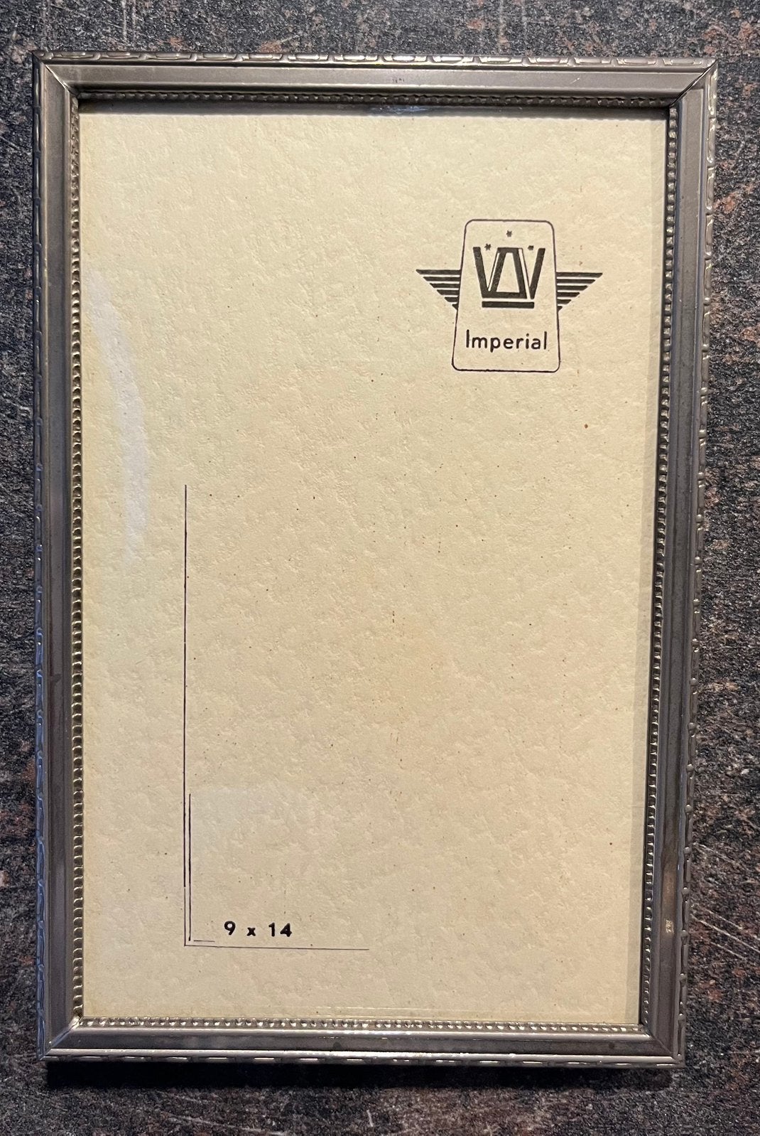 Mooie vintage fotolijst met bol glas van het merk Imperial, Audio, Tv en Foto, Fotografie | Fotolijsten, Gebruikt, Zilver, Metaal