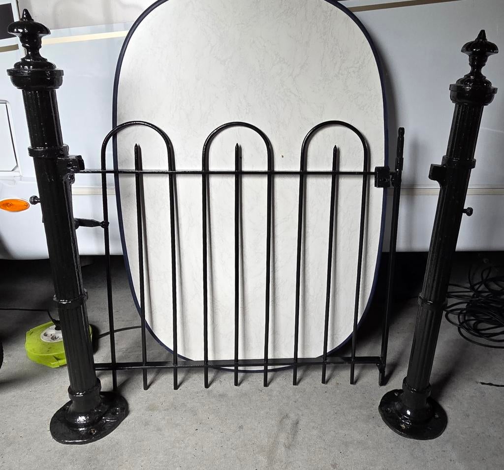 Goed in de verf zwaar gietijzer giet ijzer tuinhek hek poort, Tuin en Terras, Ophalen, Met poort, Gebruikt, Tuinhek