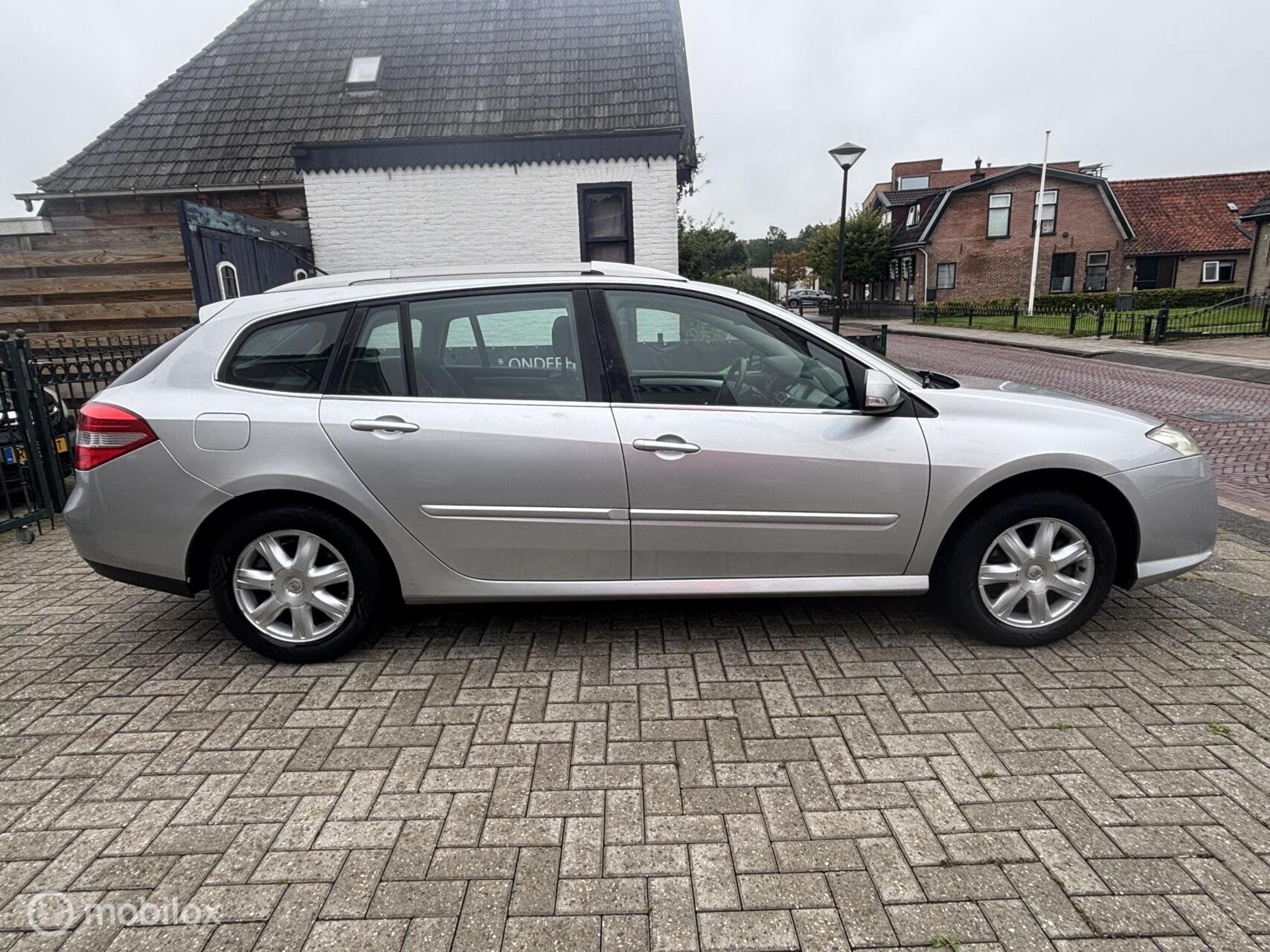 Renault Laguna Estate 2.0 16V | trekhaak | cruise | apk !, Auto's, Laguna, Gebruikt, 4 cilinders, Euro 4