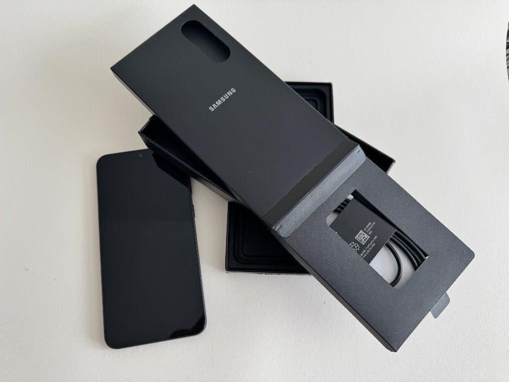Samsung S23 + (Plus)