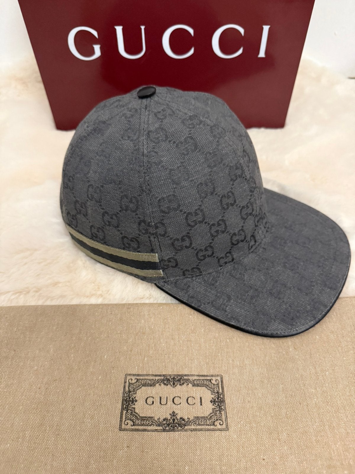 Gucci Pet - Classics, Ophalen of Verzenden, Zo goed als nieuw