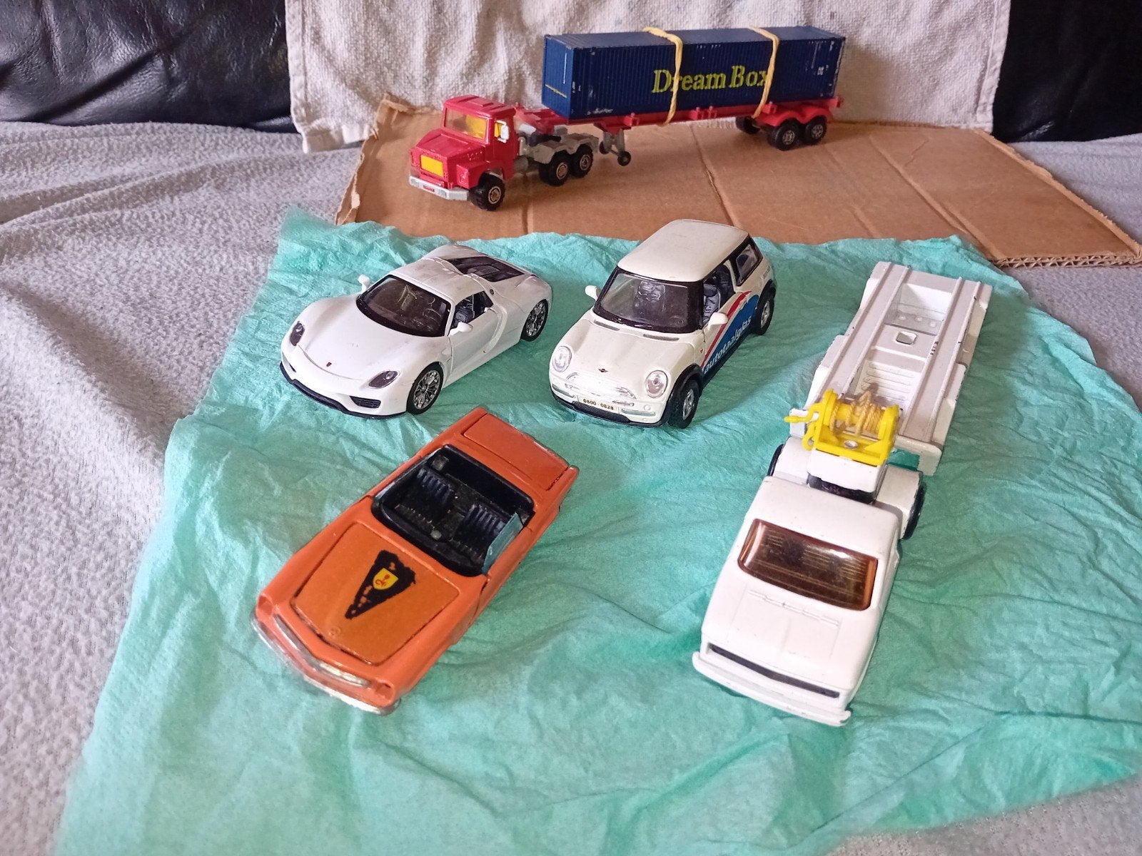 VRACHTWAGEN  EN KLEINE AUTO'S, Ophalen of Verzenden, Zo goed als nieuw, Auto, Overige merken