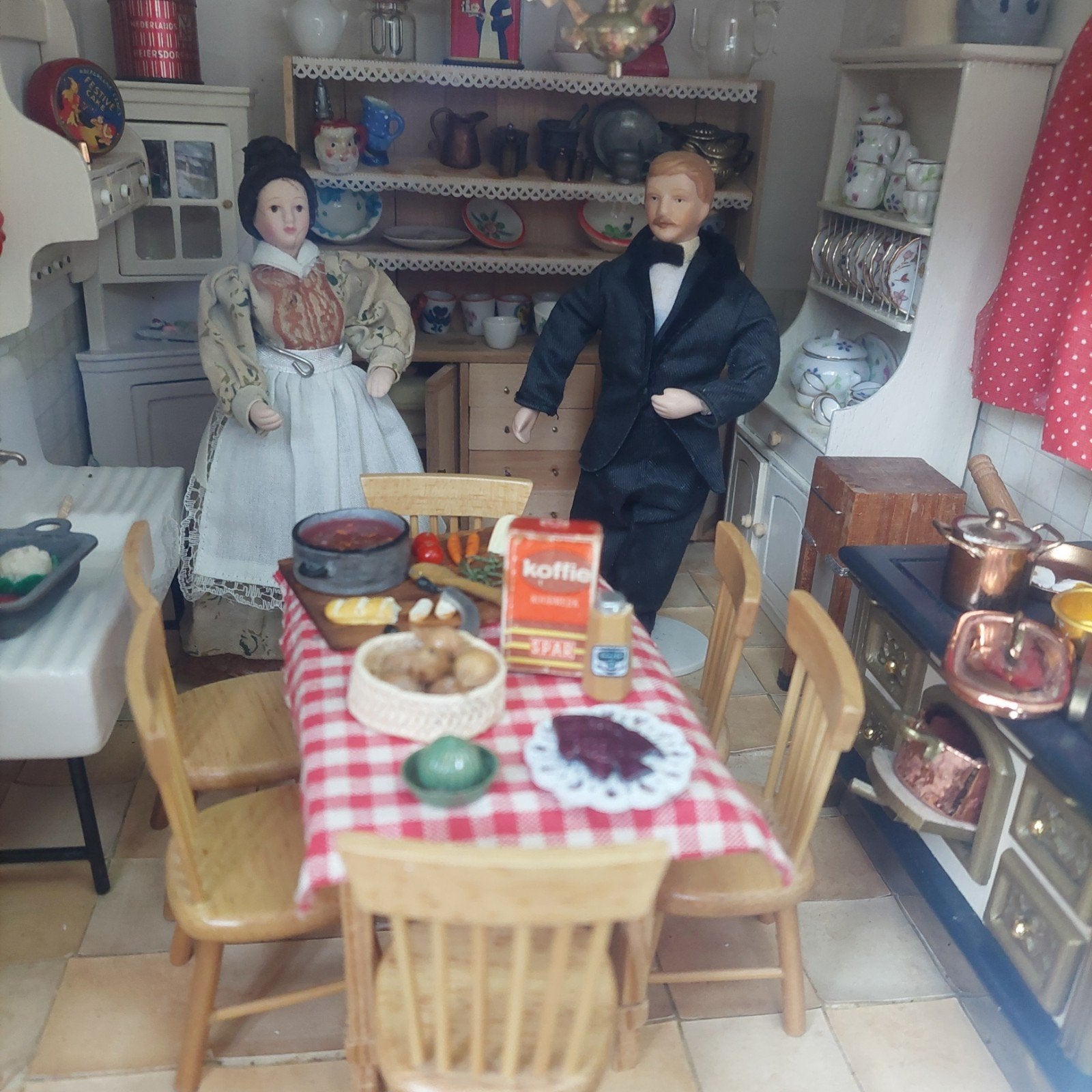 mandje voor poppenhuis, Ophalen of Verzenden, Poppenhuis
