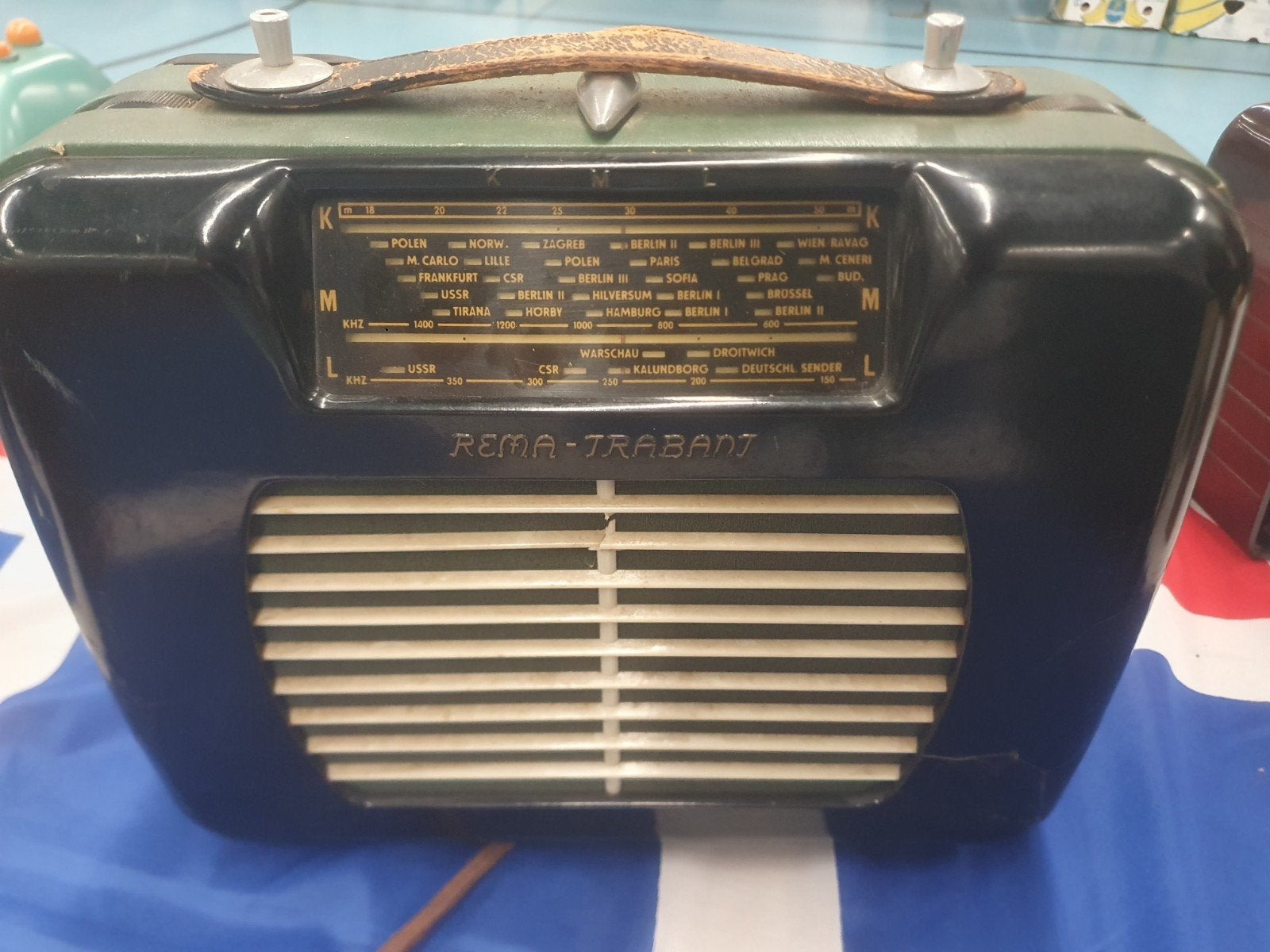 Trabant Radio, Antiek en Kunst, Antiek | Tv's en Audio, Ophalen