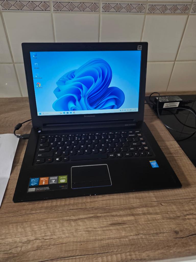 Laptop levono i5 tekoop, Ophalen of Verzenden, Zo goed als nieuw, 15 inch, 2 tot 3 Ghz