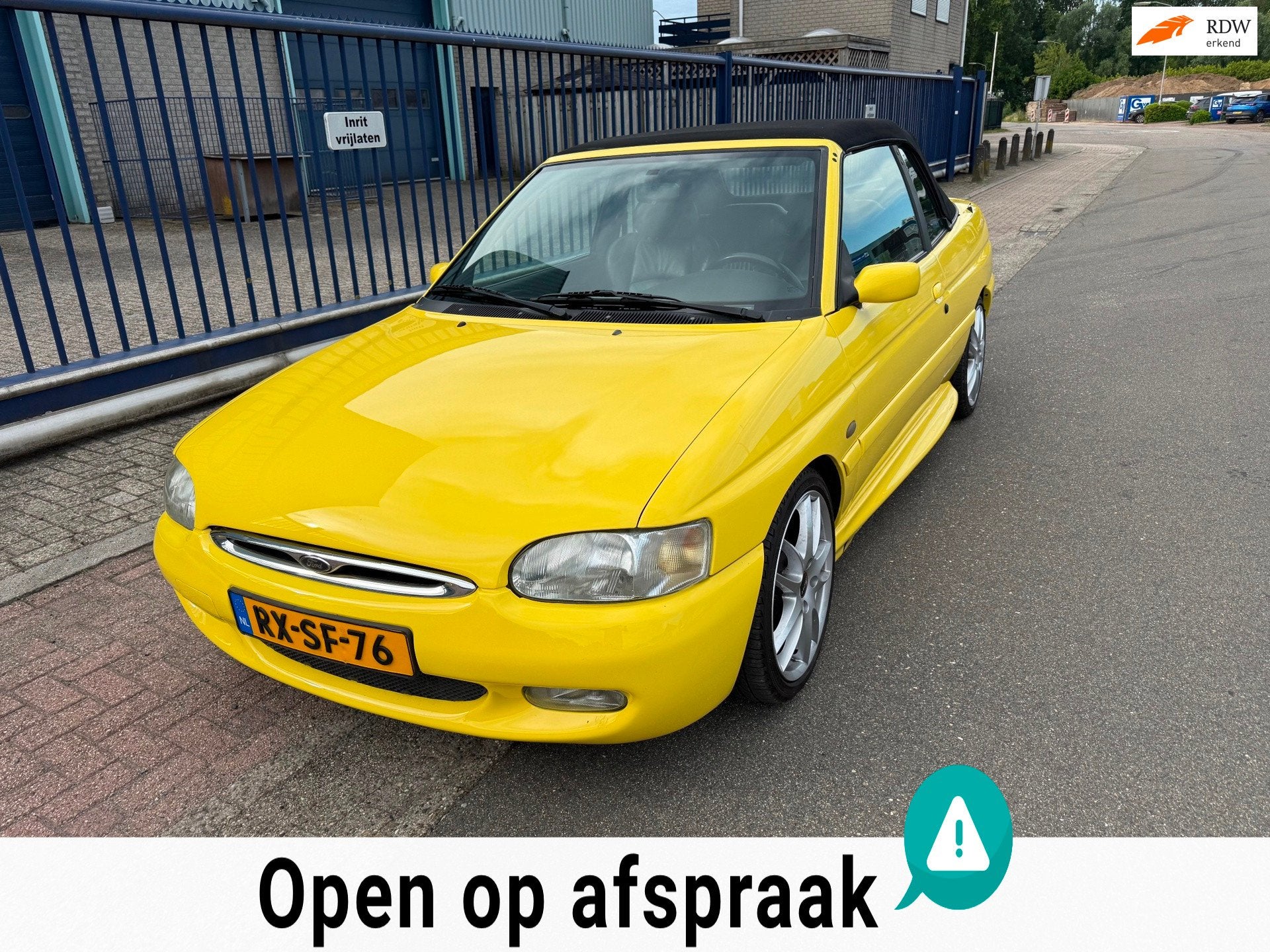 Ford Escort Cabrio 1.8 XR3i *102.098 KM *AIRCO*LEER*18 INCH, Auto's, Escort, 450 kg, Gebruikt, 4 cilinders