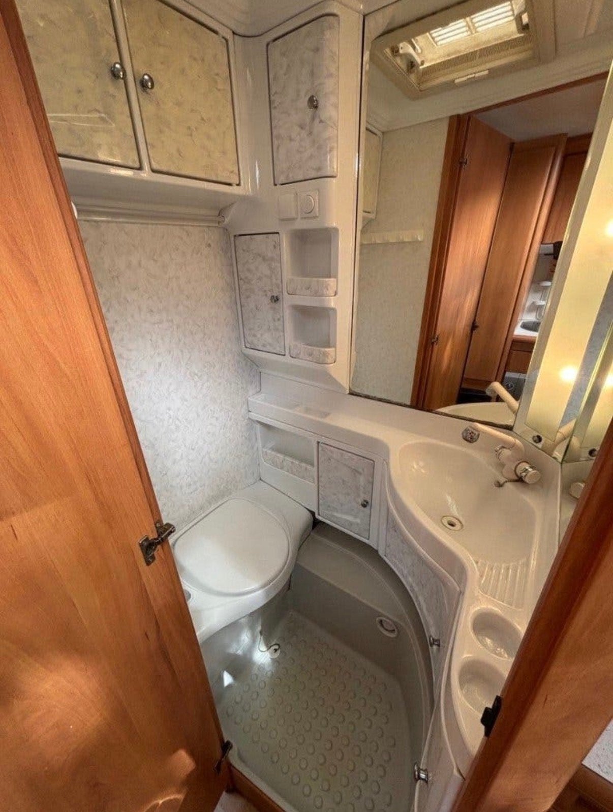 Badkamer interieur onderdelen Hobby 540 (2003), Caravans en Kamperen, Ophalen, Gebruikt