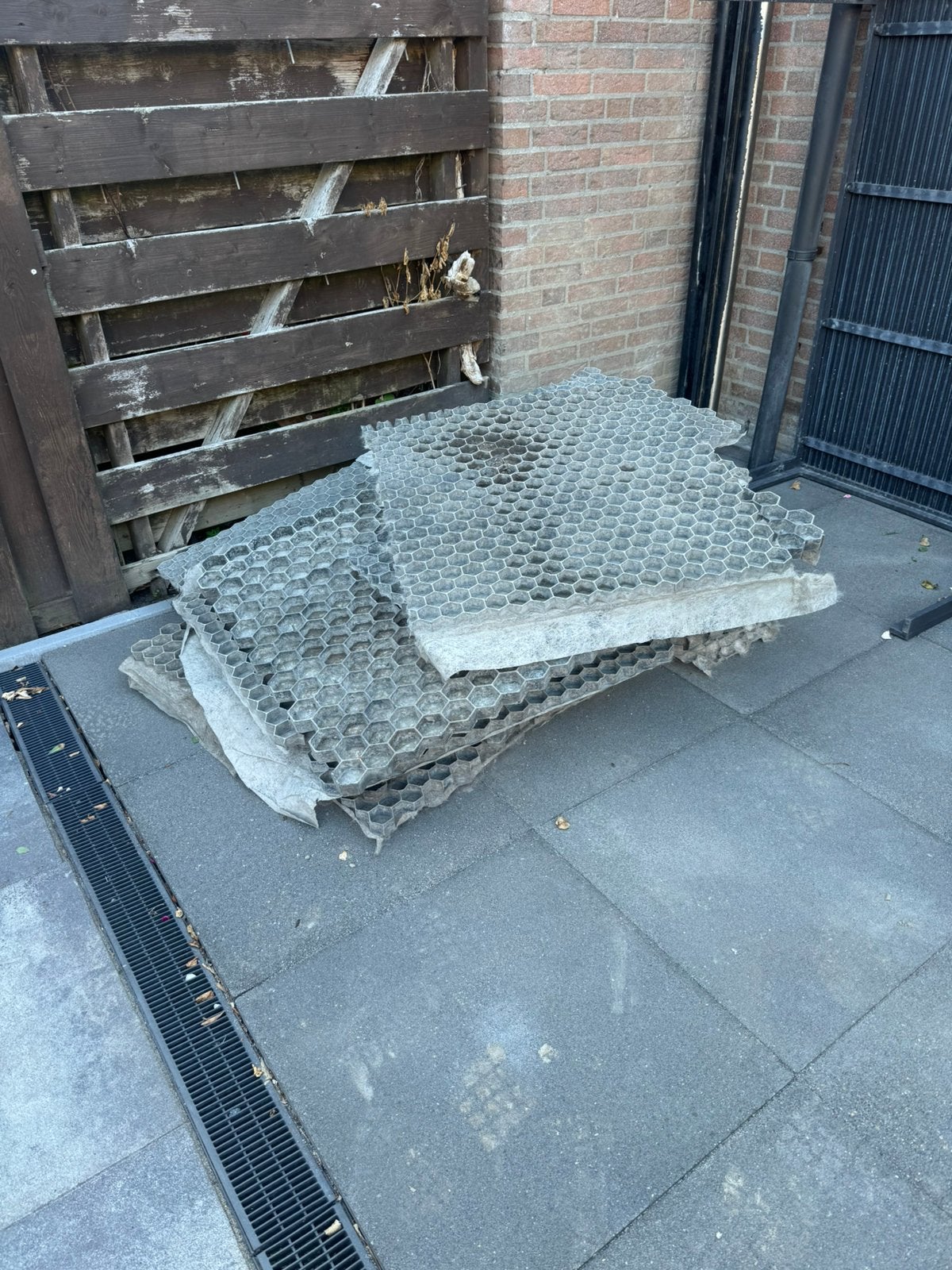 Grindplaten +-10m2, Tuin en Terras, Grind, Keien en Split, Ophalen, Zo goed als nieuw