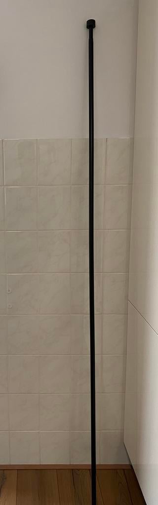 Gordijnroede zwart van IKEA, RÄCKA 210-385 cm, Ophalen, Zo goed als nieuw, Zwart
