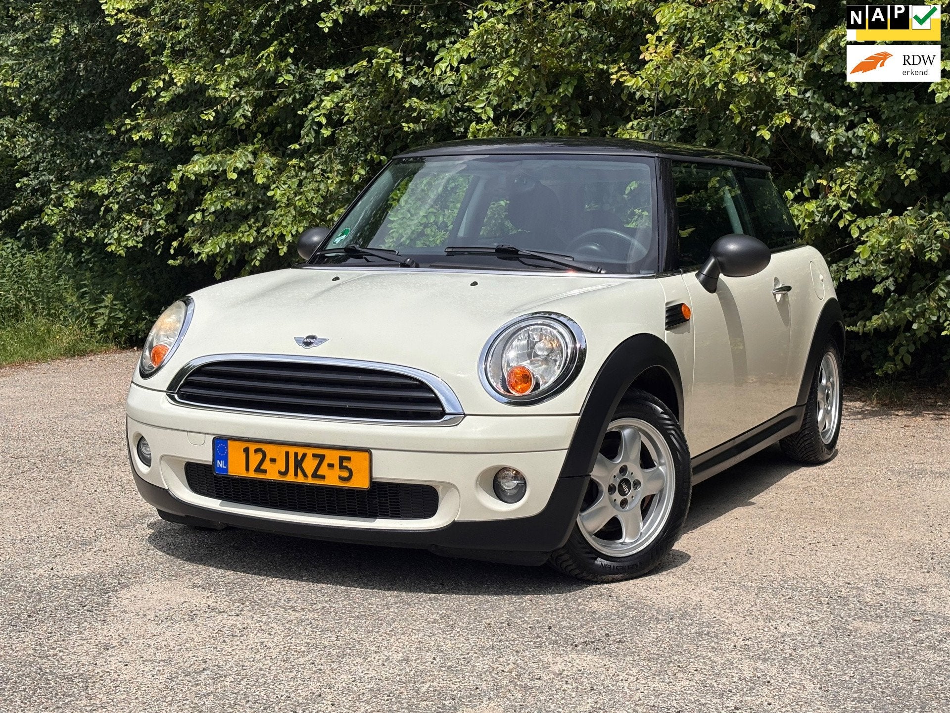 Mini 3-Deurs 1.4 One | " 118.000 " KM + Nette Auto Nu € 4., Voorwielaandrijving, 4 cilinders, 4 stoelen, Wit