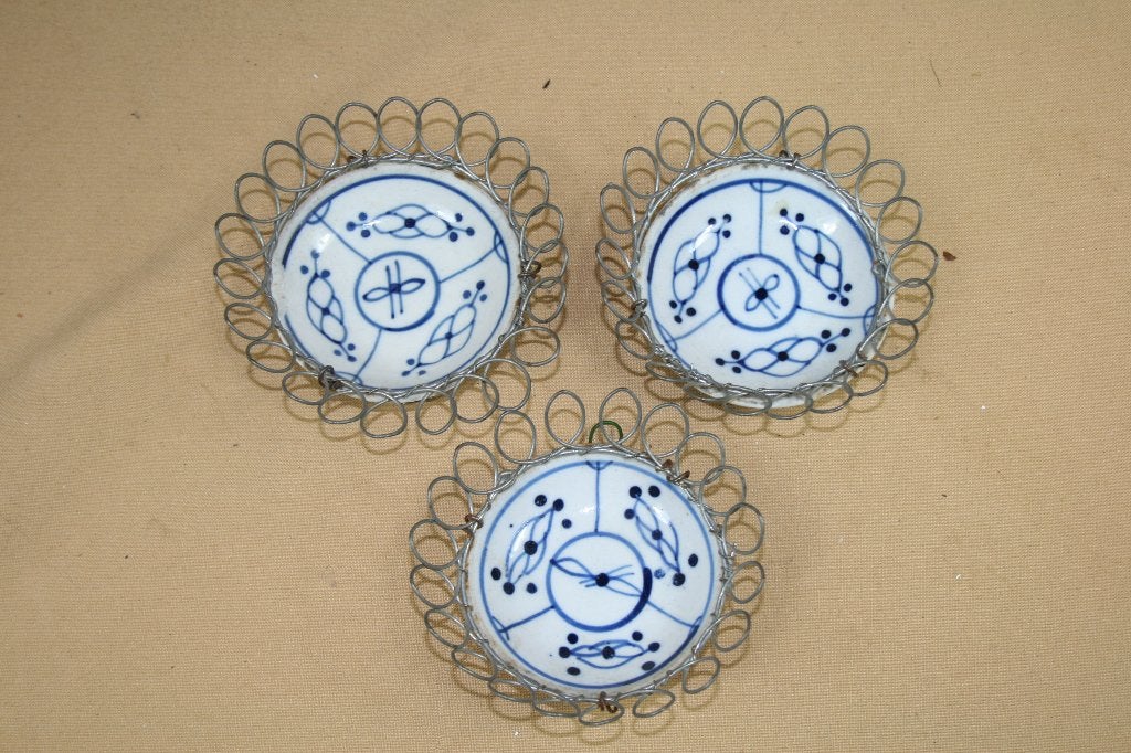 3 zwiebelmuster bordjes met ijzerdraad, Ophalen of Verzenden