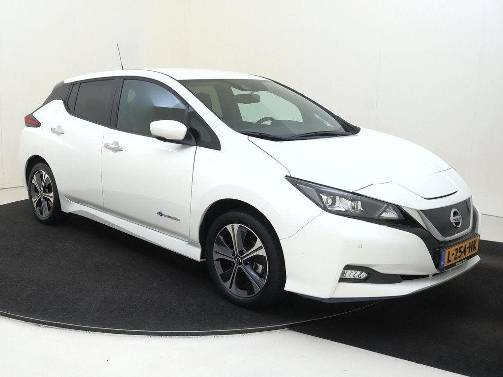 Nissan LEAF e+ Tekna 62 kWh 218PK | Navigatie | Adaptieve Cr, Auto's, Nissan, Wit, 62 kWh, 385 km, Leaf