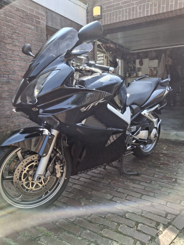 Honda vfr 800, Motoren, Motoren | Honda, Particulier, Toermotor, meer dan 35 kW, 4 cilinders, Motorrijbewijs A, ABS, Handvatverwarming