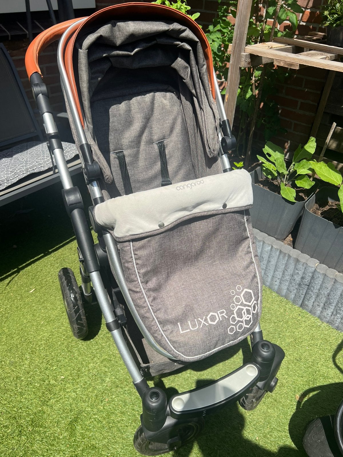 Kinderwagen Cangaroo Luxor – Zeer nette staat, Kinderen en Baby's, Ophalen, Zo goed als nieuw, Kinderwagen, Overige merken