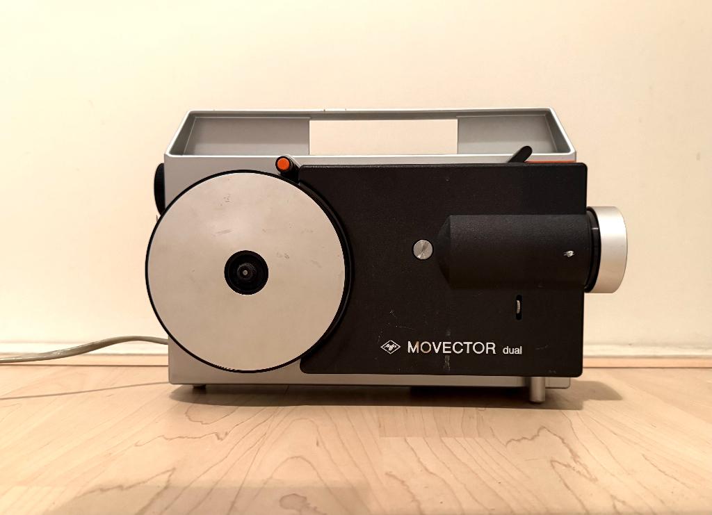 Filmprojector AGFA Movector duale super 8 en super8, Ophalen of Verzenden, 1960 tot 1980, Projector