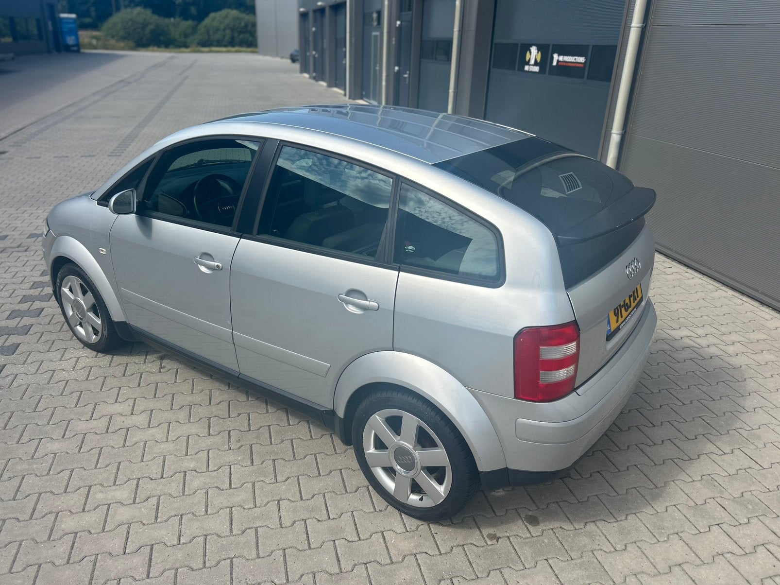 Audi A2 met een zeer lage kilometerstand., Voorwielaandrijving, 74 pk, 31 €/maand, 4 cilinders
