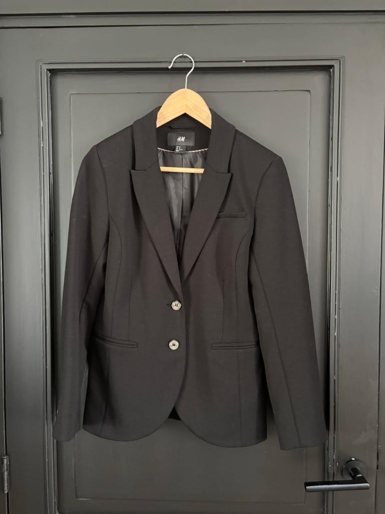 H&M Zwart Jasje Maat 40 - Stijlvol en Tijdloos, Kleding | Dames, Jasjes, Kostuums en Pakken, Maat 38/40 (M), Zwart, Ophalen of Verzenden