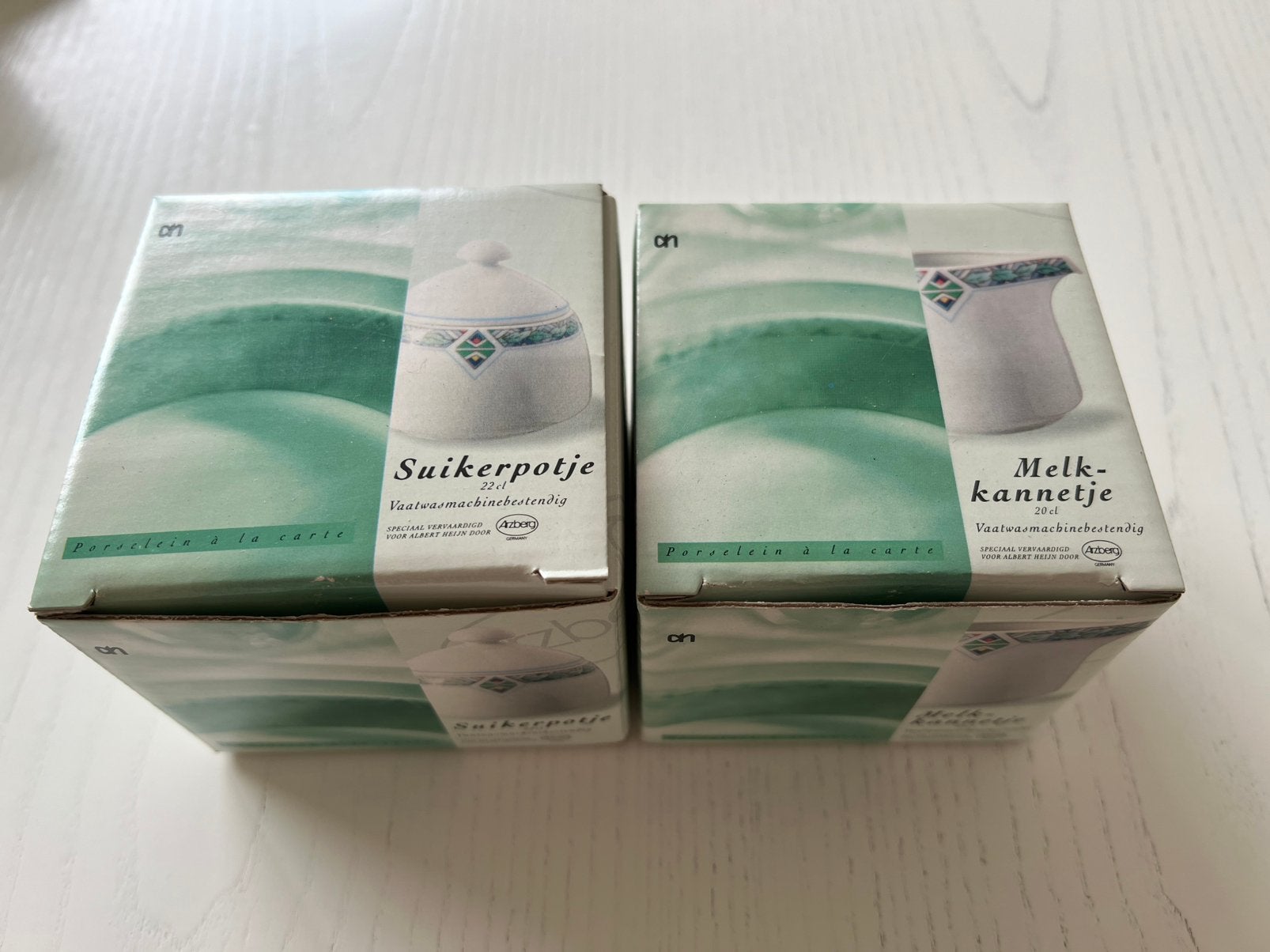 Arzberg Merison suiker en melk setje, Overige typen, Ophalen of Verzenden, Zo goed als nieuw, Overige stijlen