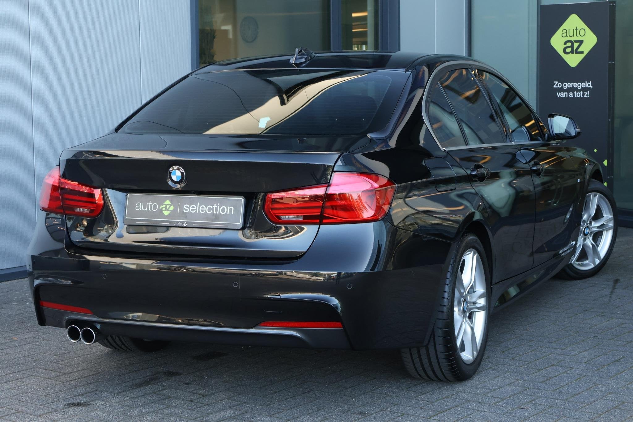 BMW 3-Serie 320i Centennial High Executive M-Sport / 360 cam, Auto's, 1998 cc, Euro 6, 4 cilinders, Zwart