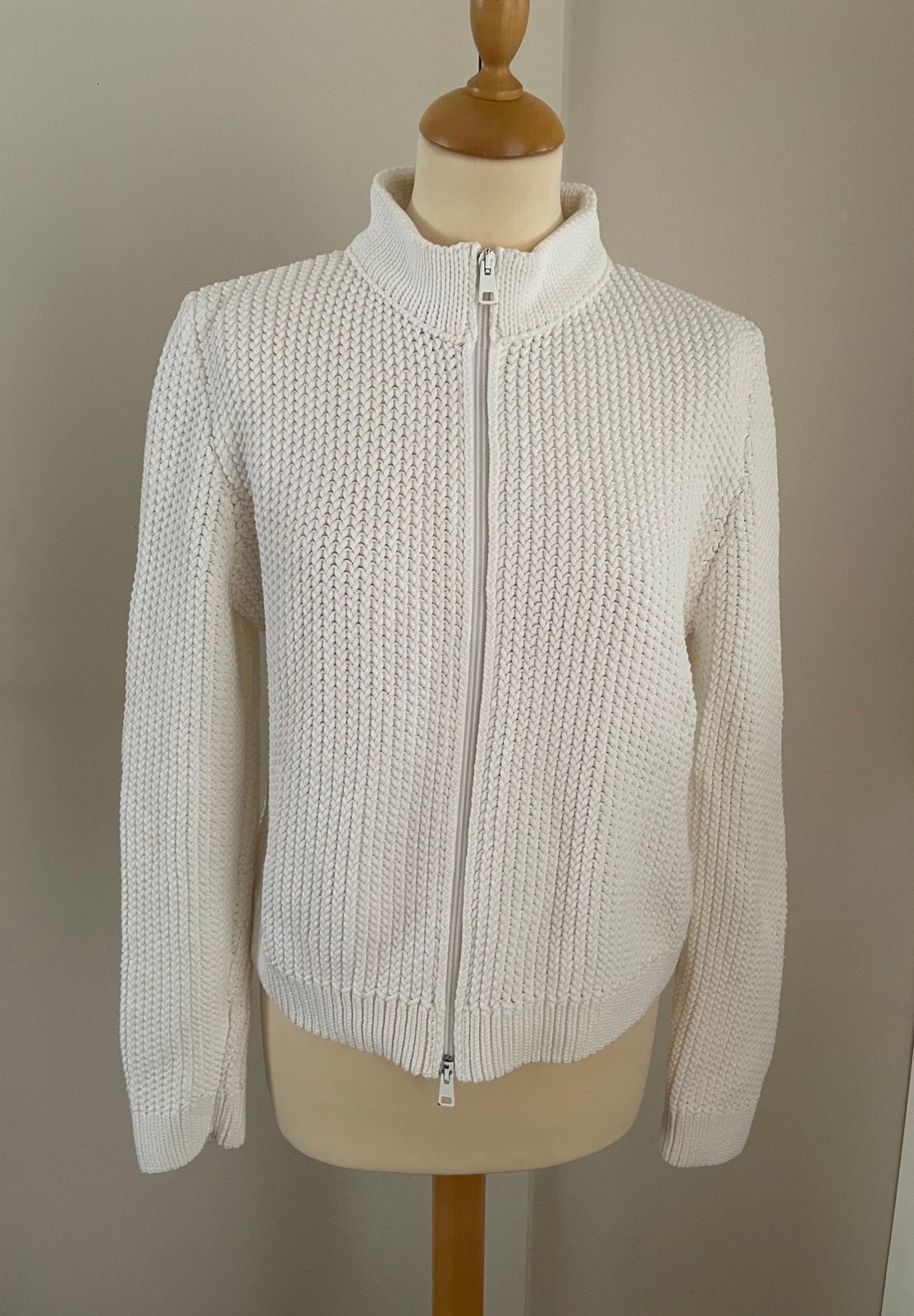 Marc Cain vest wit rits maat S/M 36/38 knitted, Kleding | Dames, Ophalen of Verzenden, Zo goed als nieuw, Maat 36 (S), Wit