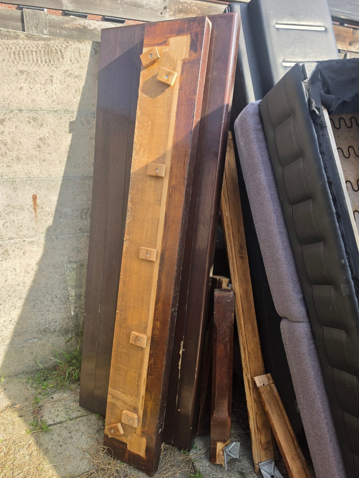 Stevige houten tafel met 2 stoelen, Ophalen, Gebruikt, Twee, Bruin