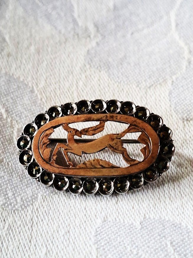 antieke broche zilver met rosegold en marcasietjes, Ophalen of Verzenden, Zilver, Broche, Verguld