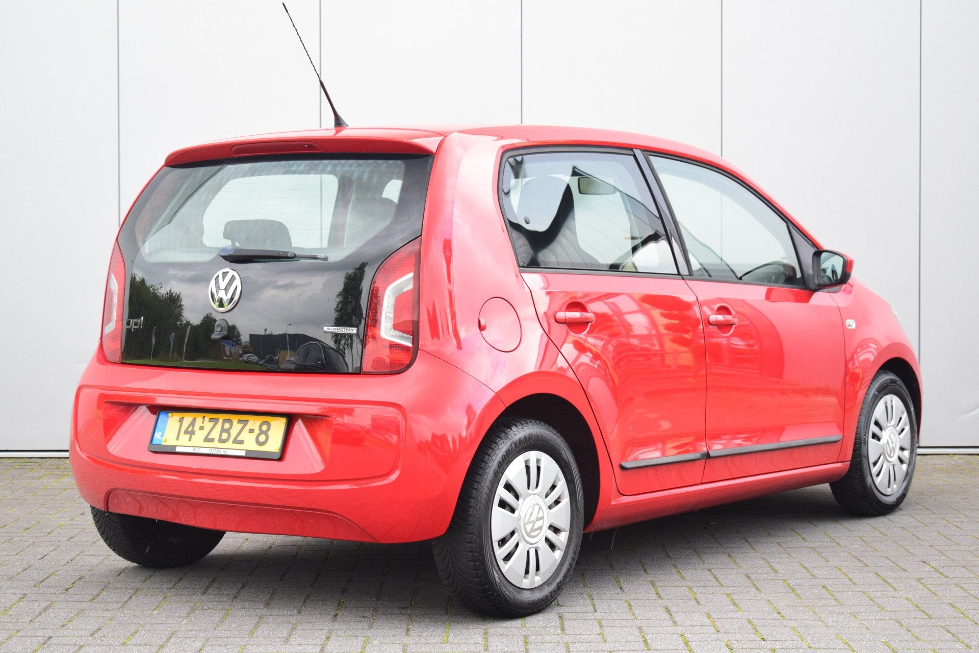 Volkswagen up! 1.0 move up! BlueMotion Airco Audio/origineel, Voorwielaandrijving, Euro 5, Stof, Gebruikt