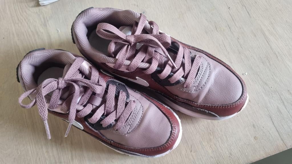 Nike Air max 90 maat 35, Verzenden, Zo goed als nieuw, Nike, Jongen of Meisje