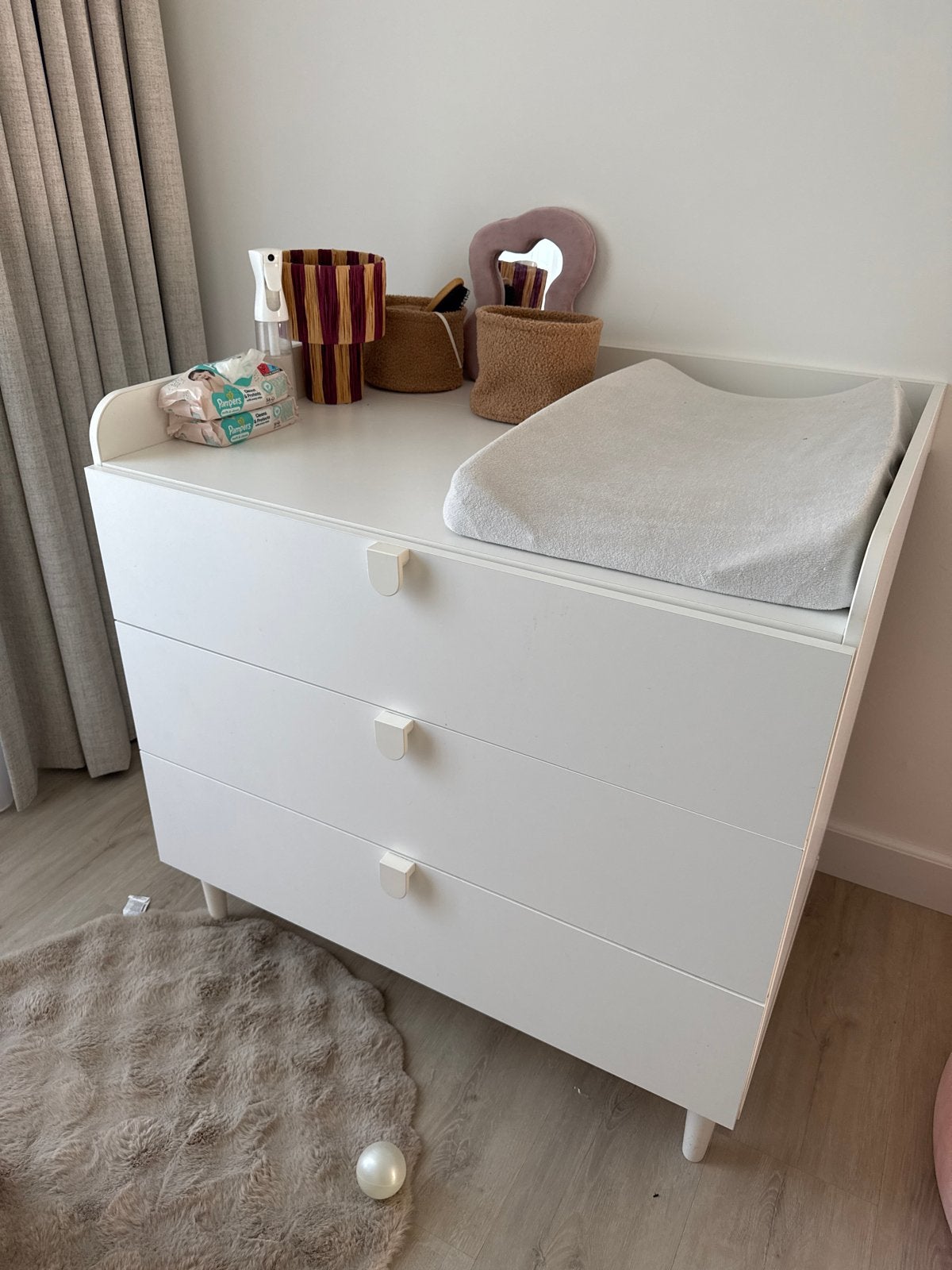 Petite Amélie - Witte commode met 3 lades en opstaande rand, Ophalen, Gebruikt, 50 tot 70 cm, 75 tot 100 cm