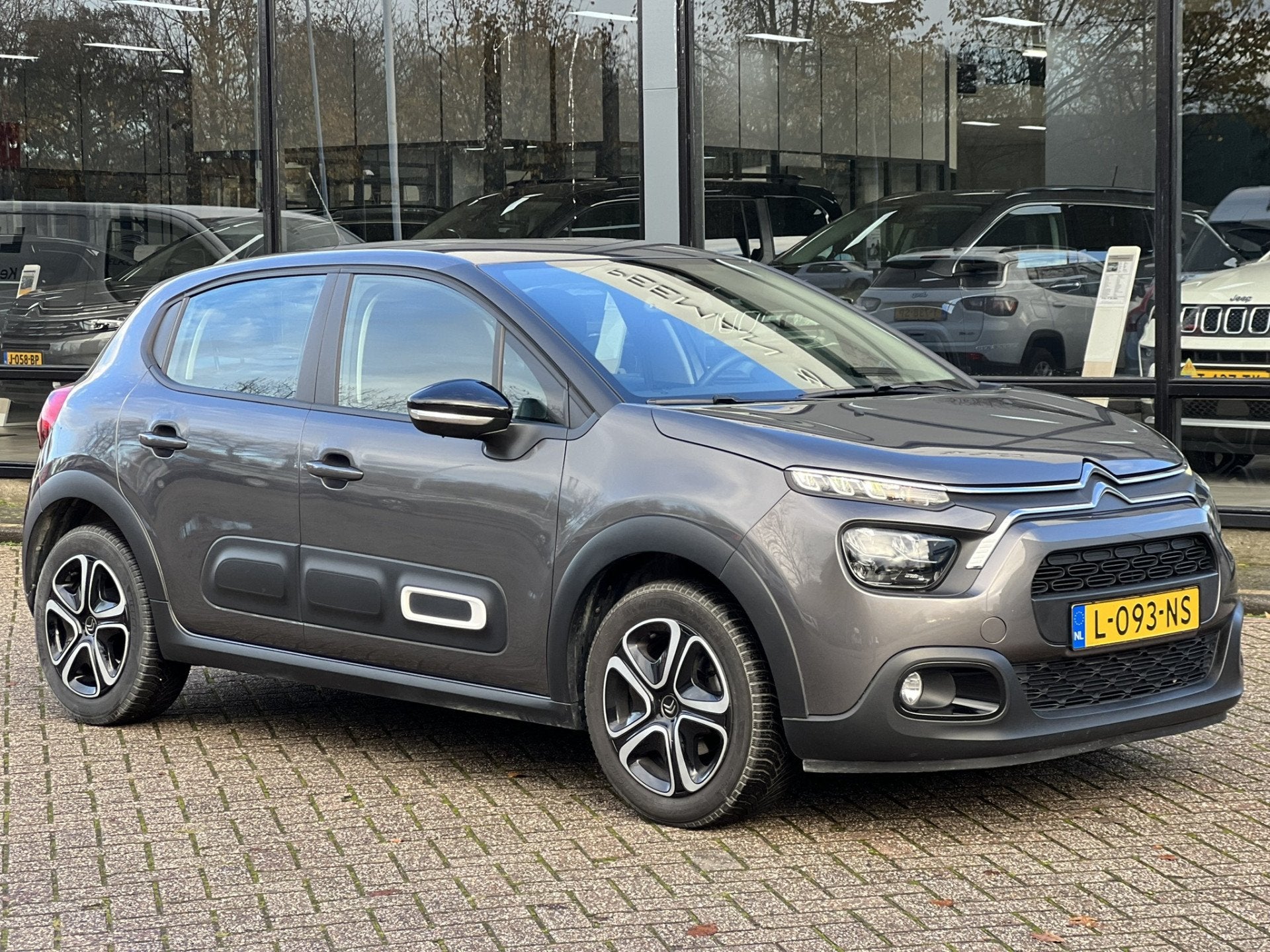 Citroën C3 83pk Feel Navigatie | Airco | PDC (bj 2021), Voorwielaandrijving, 1199 cc, Verwarmde buitenspiegels, 450 kg