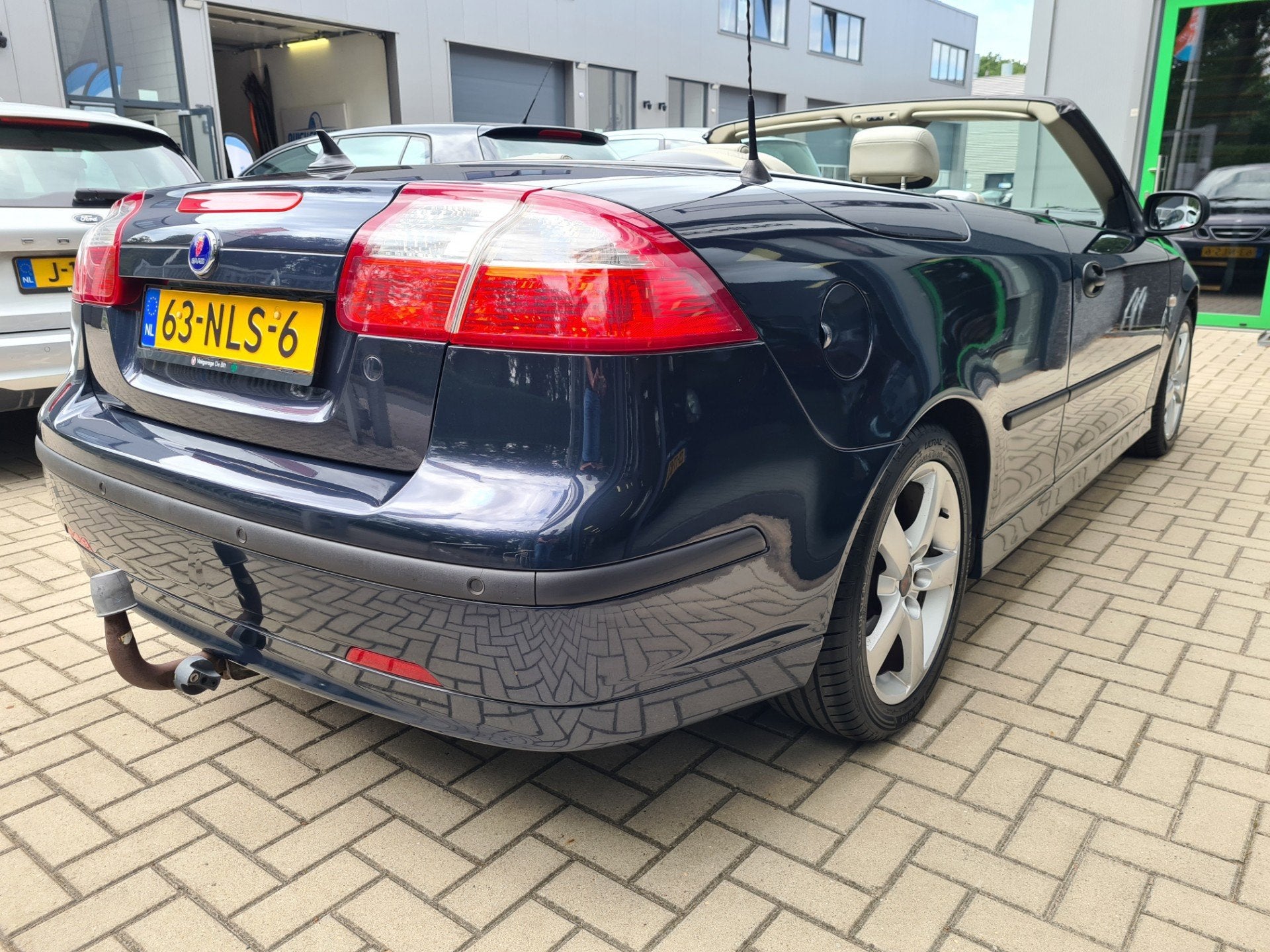 Saab 9-3 Cabrio 2.0t Vector, Voorwielaandrijving, 1998 cc, Gebruikt, Beige