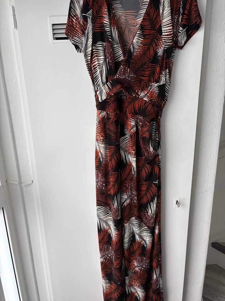 Mango Jumpsuit met tropische print, Kleding | Dames, Jumpsuits, Ophalen of Verzenden, Zo goed als nieuw, Maat 38/40 (M), Bruin