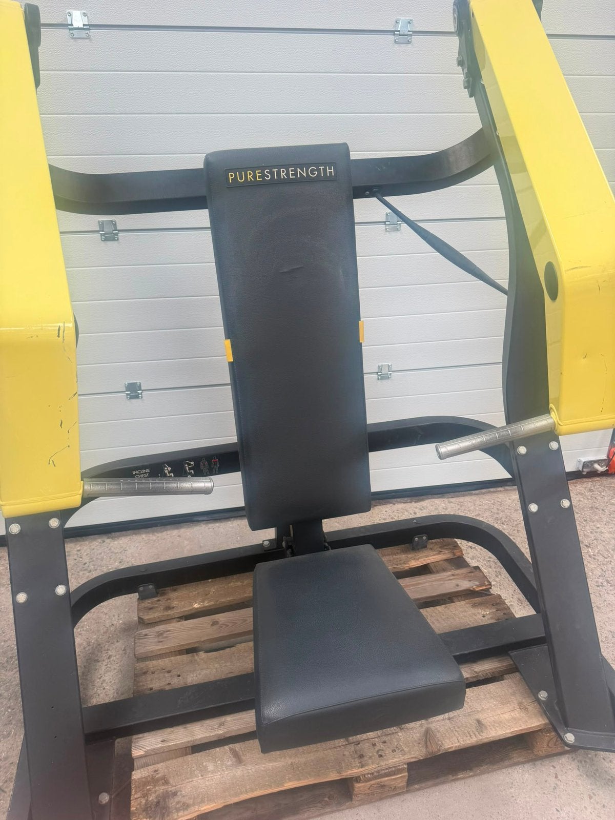 Technogym pure strength incline chestpress/ brustpresse/, Sport en Fitness, Fitnessmaterialen, Ophalen, Gebruikt, Overige typen