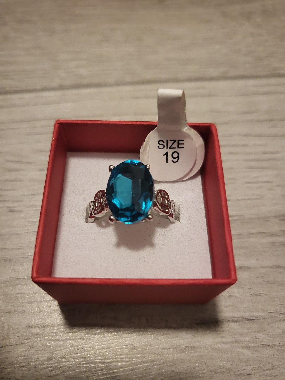 Nieuwe ring met blauwe edelsteen, maat 19, Sieraden, Tassen en Uiterlijk, Ringen, 18 tot 19, Nieuw, Ophalen of Verzenden, Dame