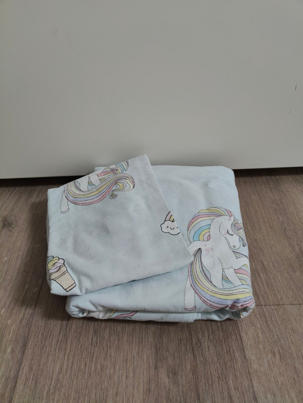 Eenpersoons dekbedovertrek met eenhoorns en regenbogen, Gebruikt, Overige merken, Ophalen of Verzenden, Wasbaar